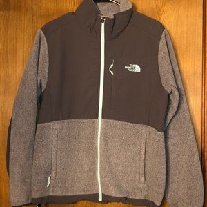North face woman’s jacket